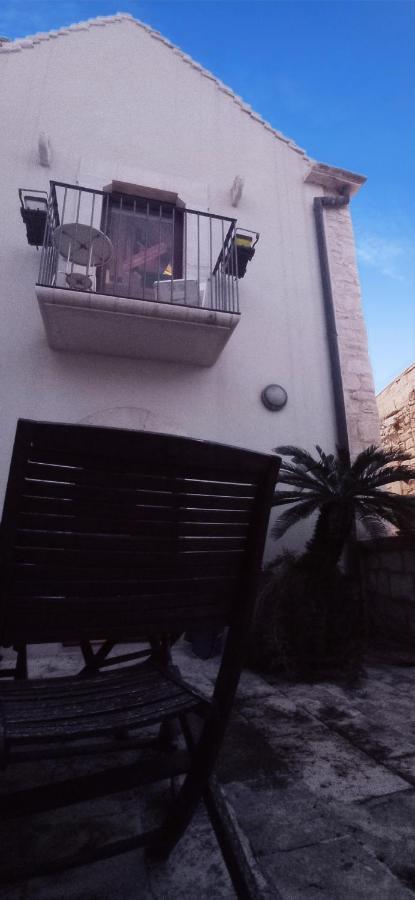 شقة Casa Torre Di Mactheus Petraro جيوفيناتسو المظهر الخارجي الصورة
