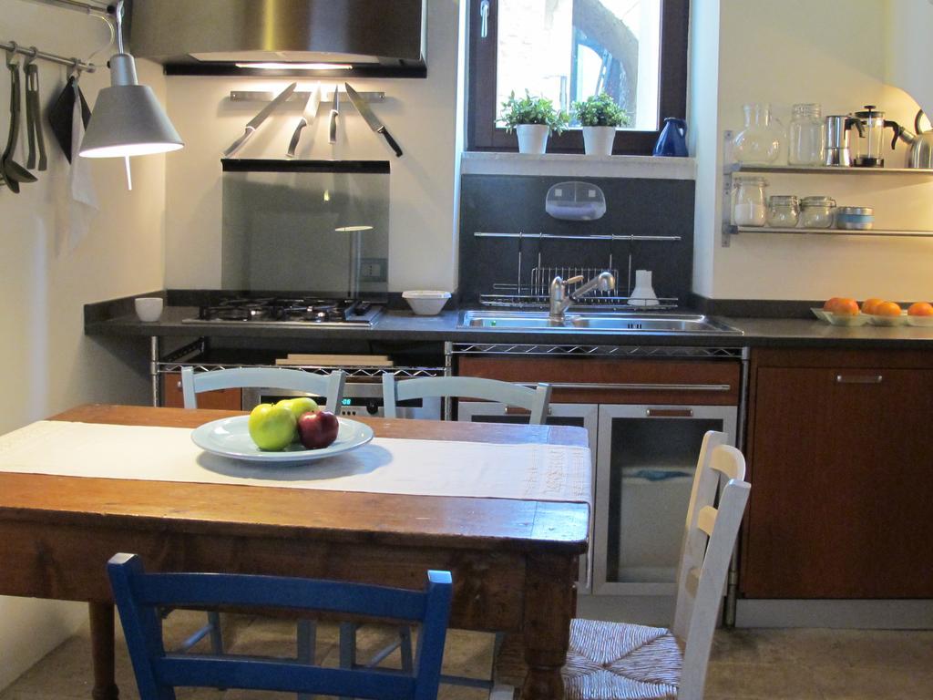 شقة Casa Torre Di Mactheus Petraro جيوفيناتسو الغرفة الصورة